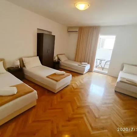 Apartments Mitende 布德瓦 客房 照片