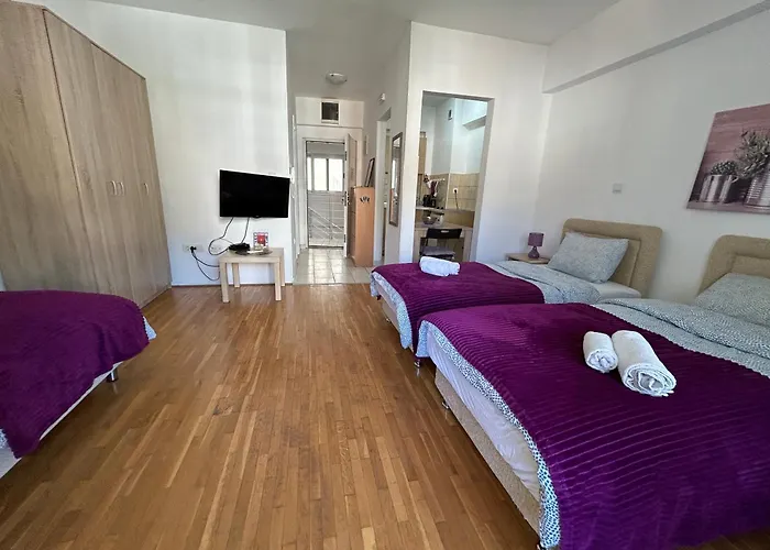 Apartments Mitende